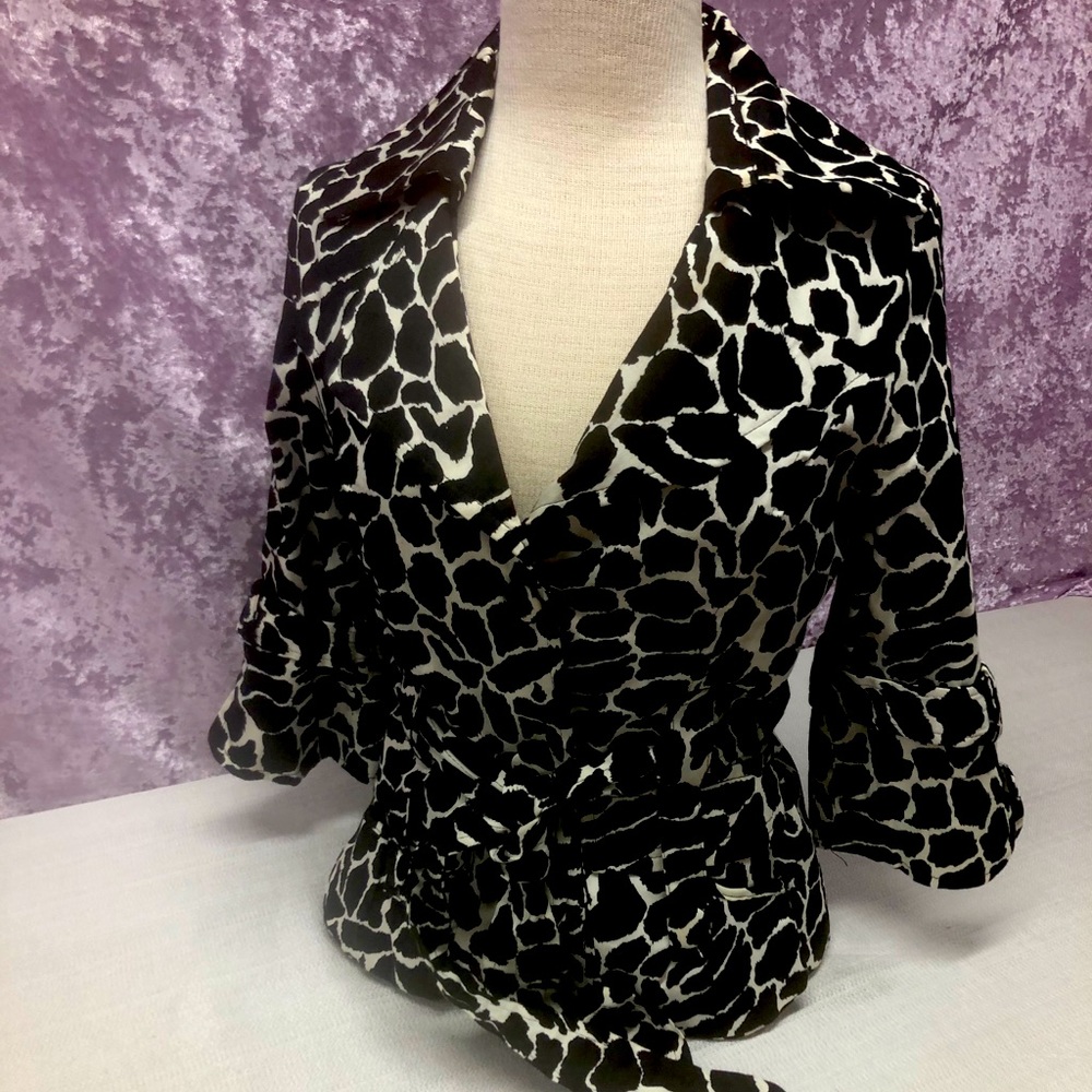 Talie Black and Cream Animal Print Single Breasted Belted Jacket Size Medium